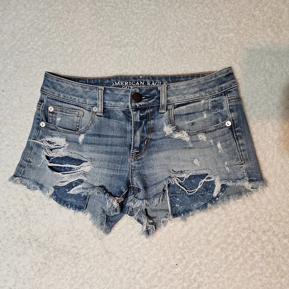 AMERICAN EAGLE OUTFITTERS shortie Size 4
